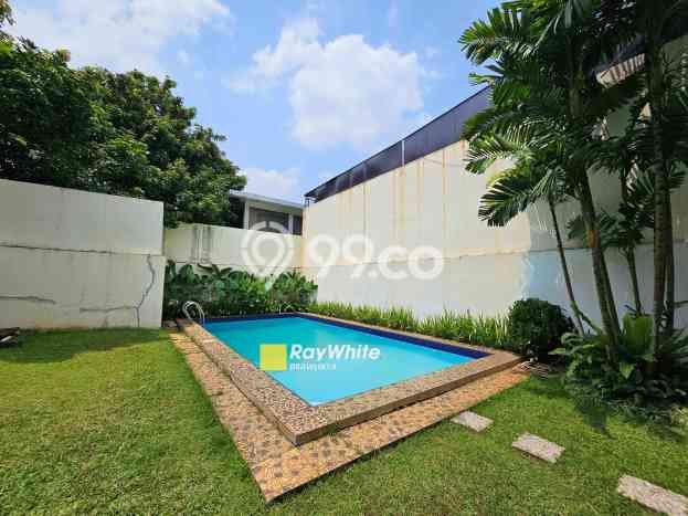 Rumah Mewah LB 350m2 Siap Pakai Desain Elegan di Pejaten, Jakarta Selatan Rumah Mewah LB 350m2 Siap Pakai Desain Elegan di Pejaten, Jakarta Selatan