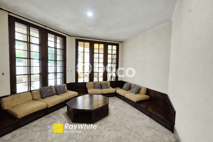 Jual Rumah Mewah Elegan Dengan View Cantik di Mega Kuningan, Jakarta Selatan Jual Rumah Mewah Elegan Dengan View Cantik di Mega Kuningan, Jakarta Selatan