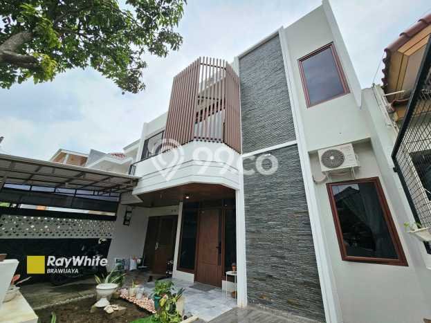 Rumah Mewah LB 300m2 Siap Huni Desain Elegan di Lebak Bulus, Jakarta Selatan Rumah Mewah LB 300m2 Siap Huni Desain Elegan di Lebak Bulus, Jakarta Selatan