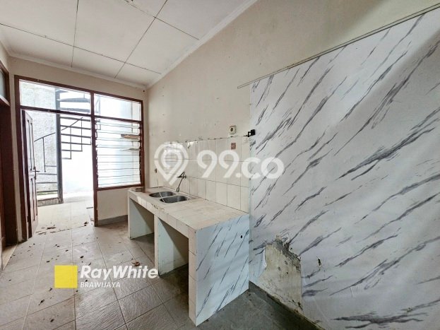 Dijual Rumah 4 KT di Kebayoran Baru, Jakarta Selatan - LT 452m2m² Dijual Rumah 4 KT di Kebayoran Baru, Jakarta Selatan - LT 452m2m²