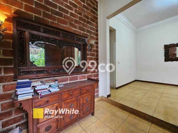 Jual Segera Rumah Terawat di Kawasan Lebak Bulus, Jakarta Selatan Jual Segera Rumah Terawat di Kawasan Lebak Bulus, Jakarta Selatan