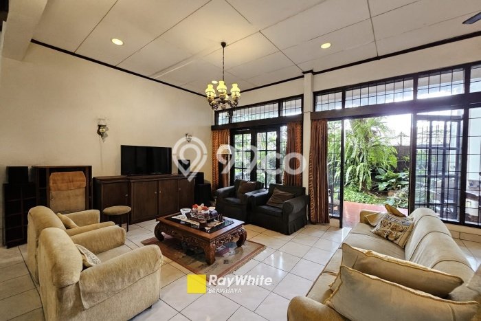 Rumah Elit LB 500m2 Siap Pakai Desain Elegan di Jati Padang, Jakarta Selatan Rumah Elit LB 500m2 Siap Pakai Desain Elegan di Jati Padang, Jakarta Selatan