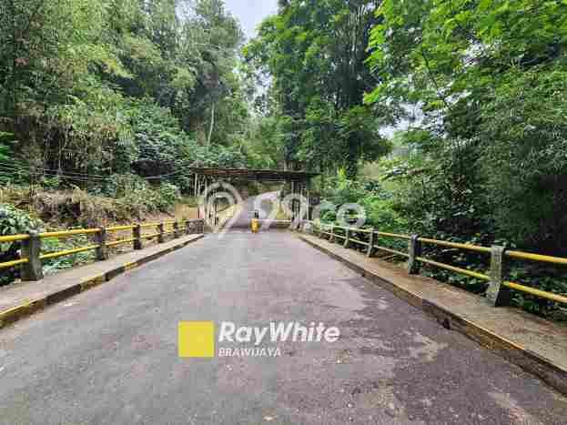 Jual Cepat! Vila Kawasan , Area 1600m2m², Kawasan Berkembang dengan nilai naik Jual Cepat! Vila Kawasan , Area 1600m2m², Kawasan Berkembang dengan nilai naik