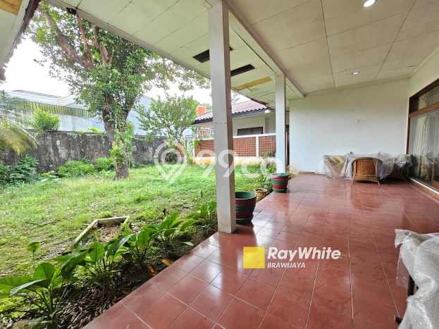 Rumah Elit Modern Tanpa Renovasi di Kemang Jakarta Selatan Rumah Elit Modern Tanpa Renovasi di Kemang Jakarta Selatan