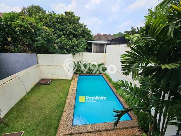 Rumah Mewah LB 350m2 Siap Pakai Desain Elegan di Pejaten, Jakarta Selatan Rumah Mewah LB 350m2 Siap Pakai Desain Elegan di Pejaten, Jakarta Selatan