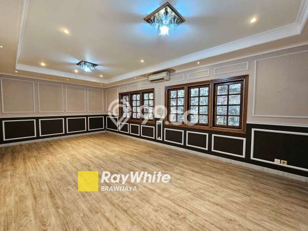 Rumah Modern Dikontrakkan di Kebayoran Baru Jakarta Selatan Lokasi Sangat Strategis Rumah Modern Dikontrakkan di Kebayoran Baru Jakarta Selatan Lokasi Sangat Strategis