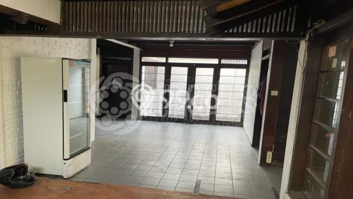 Lokasi terbaik! Rumah siap pakai dikontrakkan di Sukajadi LB 125m2 Lokasi terbaik! Rumah siap pakai dikontrakkan di Sukajadi LB 125m2