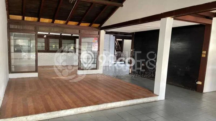 Lokasi terbaik! Rumah siap pakai dikontrakkan di Sukajadi LB 125m2 Lokasi terbaik! Rumah siap pakai dikontrakkan di Sukajadi LB 125m2
