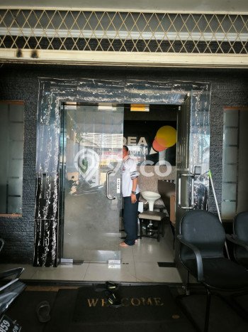 Lokasi Strategis! Dijual Ruko Bisnis di Ciputat, Tangerang Selatan Kondisi Baik Lokasi Strategis! Dijual Ruko Bisnis di Ciputat, Tangerang Selatan Kondisi Baik