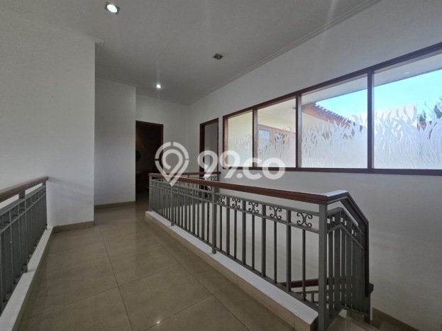 Dijual Rumah Luas Megah Dengan View Cantik di Lebak Bulus, Jakarta Selatan Dijual Rumah Luas Megah Dengan View Cantik di Lebak Bulus, Jakarta Selatan