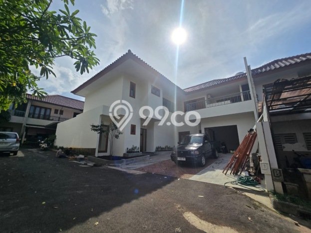Dijual Rumah Luas Megah Dengan View Cantik di Lebak Bulus, Jakarta Selatan Dijual Rumah Luas Megah Dengan View Cantik di Lebak Bulus, Jakarta Selatan
