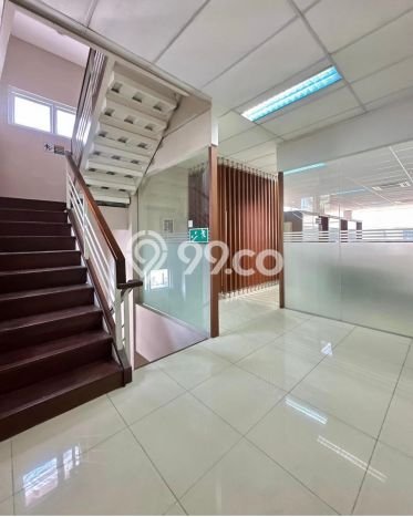 Dijual! Kantor di Warung Buncit Jakarta Selatan LT 340m2 / LB 800m2 Kawasan Strategis Dijual! Kantor di Warung Buncit Jakarta Selatan LT 340m2 / LB 800m2 Kawasan Strategis