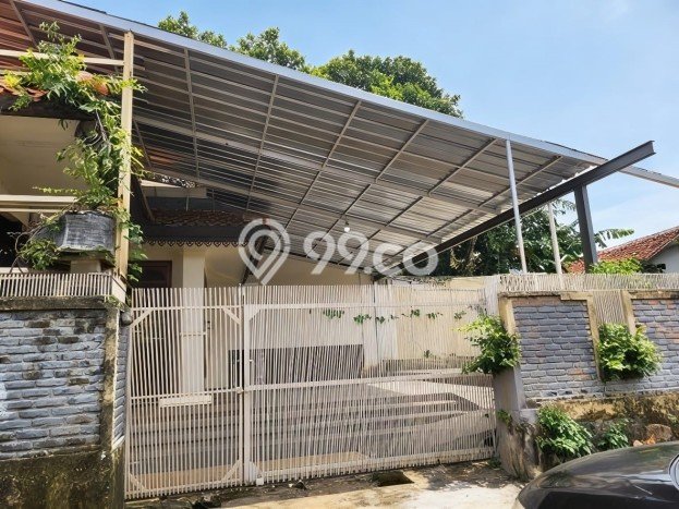 Jual Rumah Mewah Elegan Dengan View Cantik di Terogong, Jakarta Selatan Jual Rumah Mewah Elegan Dengan View Cantik di Terogong, Jakarta Selatan