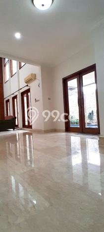 Rumah Elit Modern Siap Huni di Cipete Jakarta Selatan Rumah Elit Modern Siap Huni di Cipete Jakarta Selatan