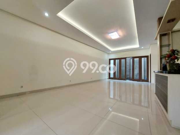 BEST DEAL! Rumah Untuk Investasi di Jati Padang, Luas 176m² LB 400m² BEST DEAL! Rumah Untuk Investasi di Jati Padang, Luas 176m² LB 400m²