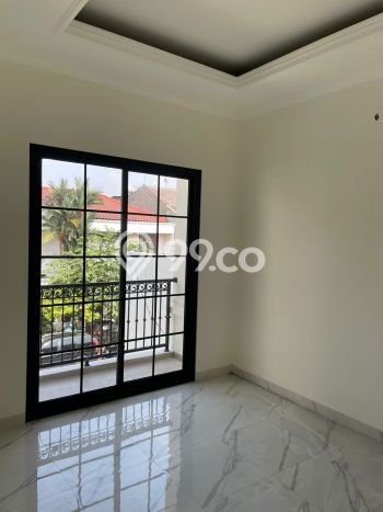 SPECIAL PRICE! Rumah Asri di Duren Sawit, LT 141m² Bangunan 184m² SPECIAL PRICE! Rumah Asri di Duren Sawit, LT 141m² Bangunan 184m²
