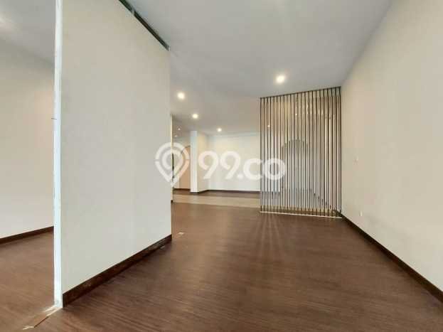 Ruko Dijual di Prime Area Jakarta Selatan Luas 305m2 Ruko Dijual di Prime Area Jakarta Selatan Luas 305m2