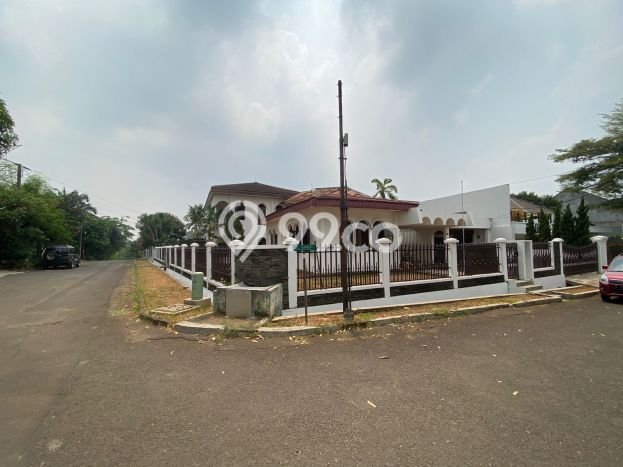 Dijual Rumah Premium dengan Fasilitas Sekitar Lengkap di Cinere, Depok Dijual Rumah Premium dengan Fasilitas Sekitar Lengkap di Cinere, Depok