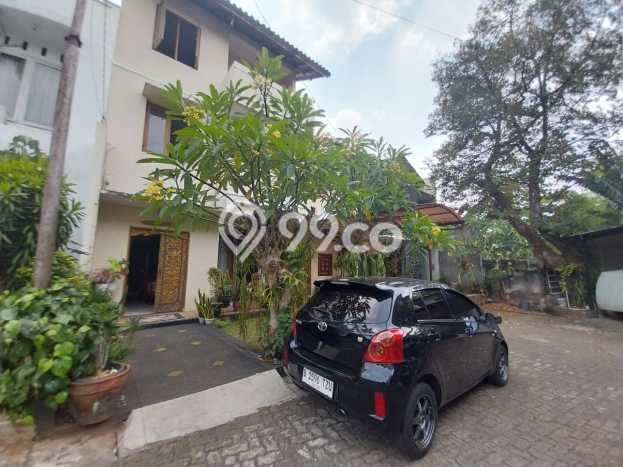 Dijual Rumah Luas Megah Dengan View Eksklusif di Pangkalan Jati, Depok Dijual Rumah Luas Megah Dengan View Eksklusif di Pangkalan Jati, Depok