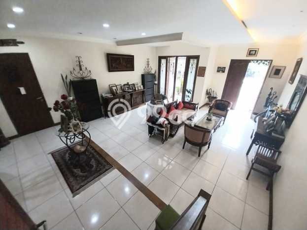 Dijual Rumah Luas Megah Dengan View Eksklusif di Pangkalan Jati, Depok Dijual Rumah Luas Megah Dengan View Eksklusif di Pangkalan Jati, Depok