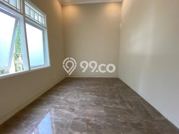 Rumah Elit Modern Tanpa Renovasi di Lebak Bulus Jakarta Selatan Rumah Elit Modern Tanpa Renovasi di Lebak Bulus Jakarta Selatan