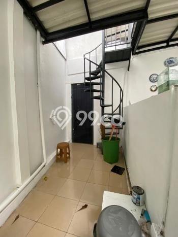 Dijual Rumah Premium dengan Fasilitas Sekitar Lengkap di Cinere, Depok Dijual Rumah Premium dengan Fasilitas Sekitar Lengkap di Cinere, Depok