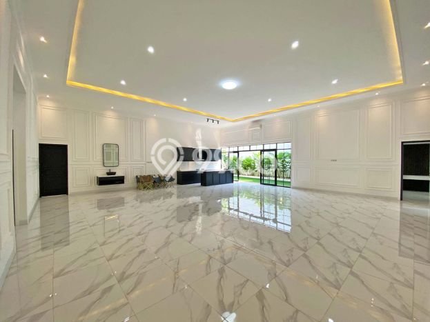 Hunian Mewah Dijual LT 515m2 di Cilandak, Jakarta Selatan Hunian Mewah Dijual LT 515m2 di Cilandak, Jakarta Selatan