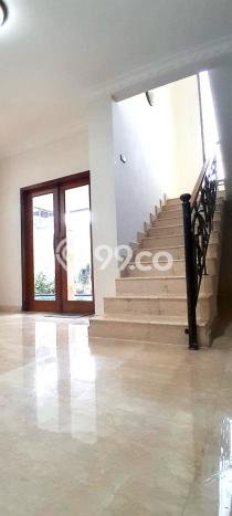 Rumah Elit Modern Siap Huni di Cipete Jakarta Selatan Rumah Elit Modern Siap Huni di Cipete Jakarta Selatan