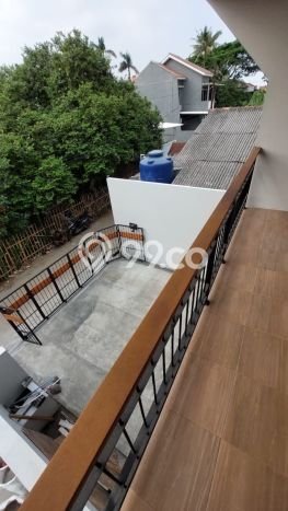 Jual Rumah Strategis Bagus Punya 2 KT di Pancoran Mas Depok SHM Jual Rumah Strategis Bagus Punya 2 KT di Pancoran Mas Depok SHM