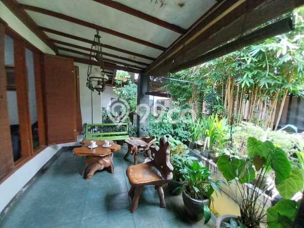 Rumah Idaman dengan Luas Tanah 288m² di Lingkungan Asri Kebayoran Lama, Jakarta Selatan Rumah Idaman dengan Luas Tanah 288m² di Lingkungan Asri Kebayoran Lama, Jakarta Selatan