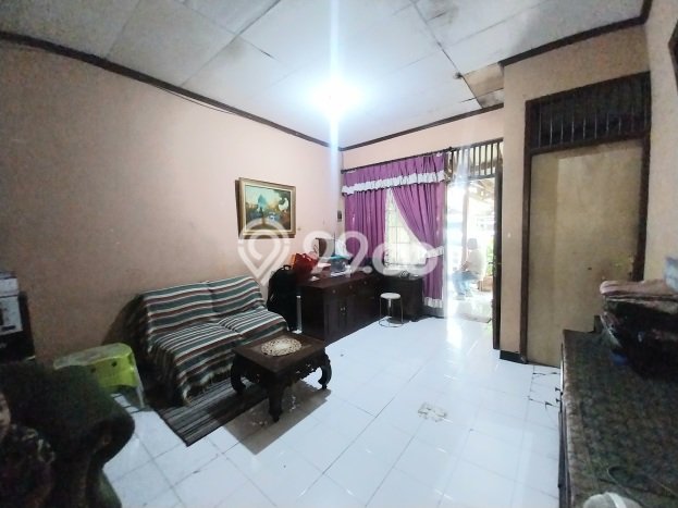 Jual Rumah Strategis Bagus Punya 3 KT di Pamulang Tangerang Selatan SHM Jual Rumah Strategis Bagus Punya 3 KT di Pamulang Tangerang Selatan SHM
