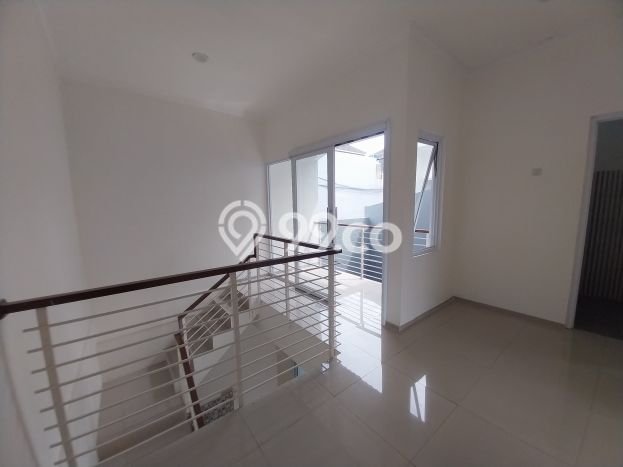 Dijual Rumah 3 Kamar Lokasi Ideal Bagus dan Strategis di Jagakarsa Dijual Rumah 3 Kamar Lokasi Ideal Bagus dan Strategis di Jagakarsa