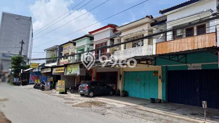 Ruko Bagus LT 109m2 LB 150m2 Dijual di Colomadu Karanganyar Ruko Bagus LT 109m2 LB 150m2 Dijual di Colomadu Karanganyar