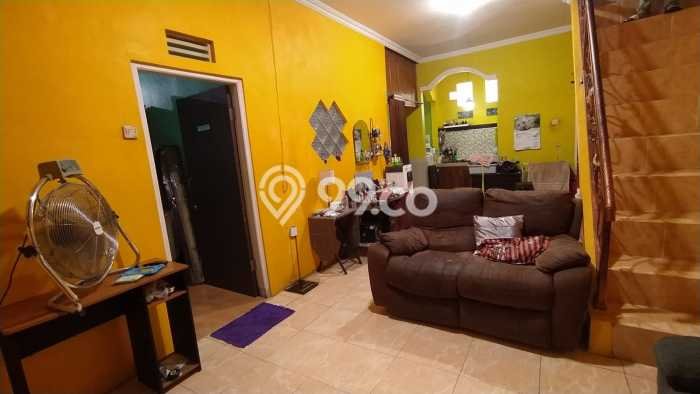 For Sale Rumah 2 Kamar Lokasi Strategis Bagus dan Strategis di Colomadu For Sale Rumah 2 Kamar Lokasi Strategis Bagus dan Strategis di Colomadu