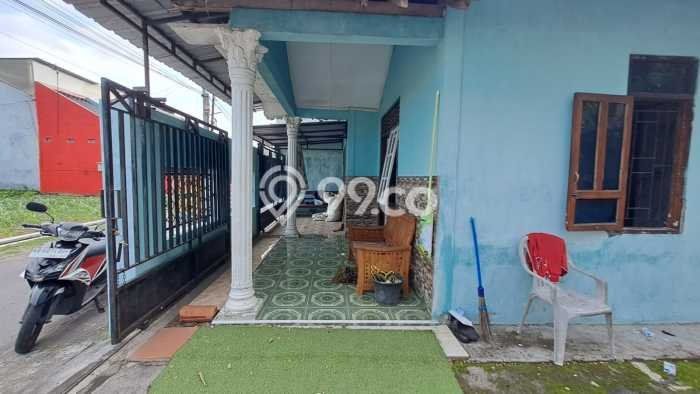 Dijual Rumah 3 Kamar Lokasi Strategis Nyaman dan Strategis di Colomadu Dijual Rumah 3 Kamar Lokasi Strategis Nyaman dan Strategis di Colomadu