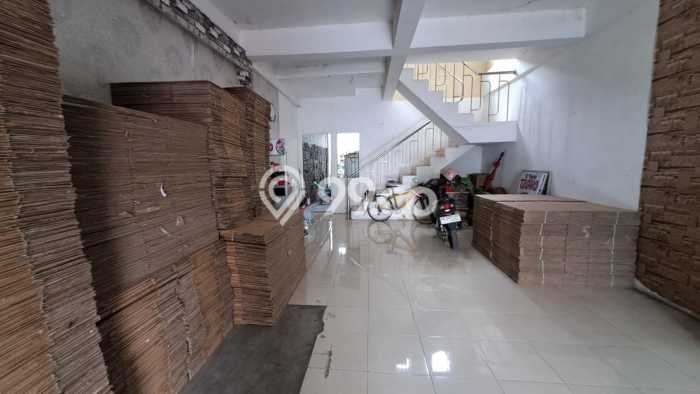 Ruko Bagus LT 109m2 LB 150m2 Dijual di Colomadu Karanganyar Ruko Bagus LT 109m2 LB 150m2 Dijual di Colomadu Karanganyar