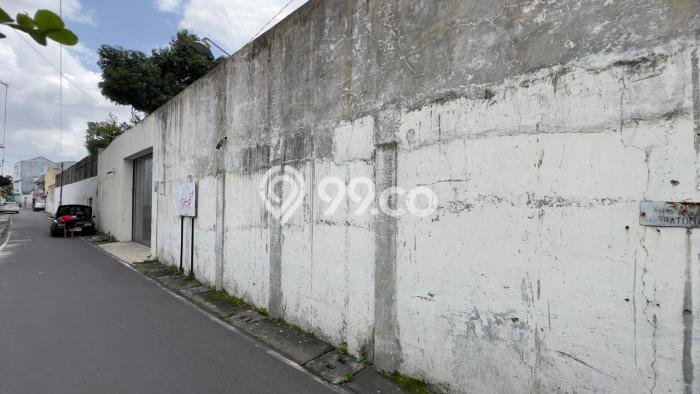 Unit Gudang Dijual di Serengan Surakarta 400m2 Unit Gudang Dijual di Serengan Surakarta 400m2