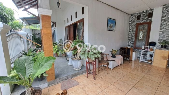 Rumah Strategis Modern Lb 210m2 di Colomadu, Karanganyar Rumah Strategis Modern Lb 210m2 di Colomadu, Karanganyar