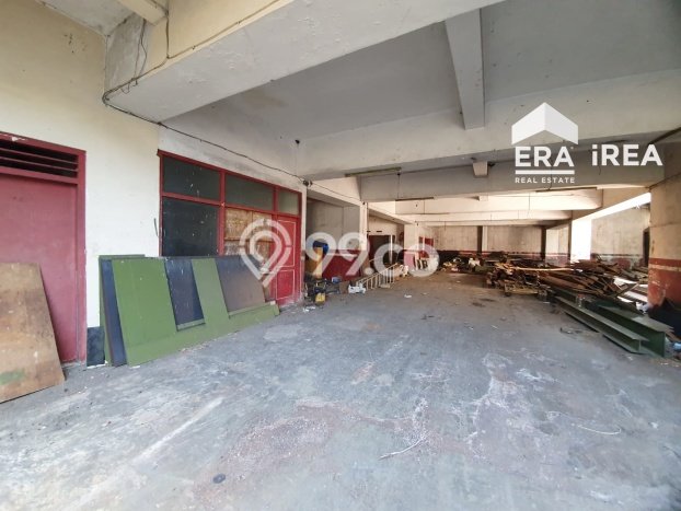 Unit Komersial Dijual di Jebres Surakarta Luas Bangunan 1500m2 Unit Komersial Dijual di Jebres Surakarta Luas Bangunan 1500m2