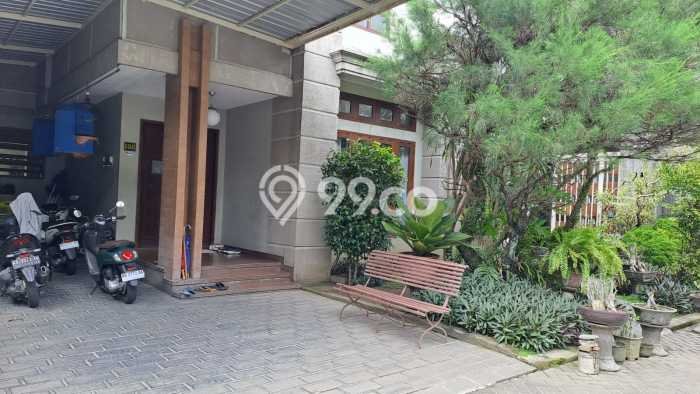 Jual Rumah Luas Elegan Dengan View Cantik di Gentan, Sukoharjo Jual Rumah Luas Elegan Dengan View Cantik di Gentan, Sukoharjo