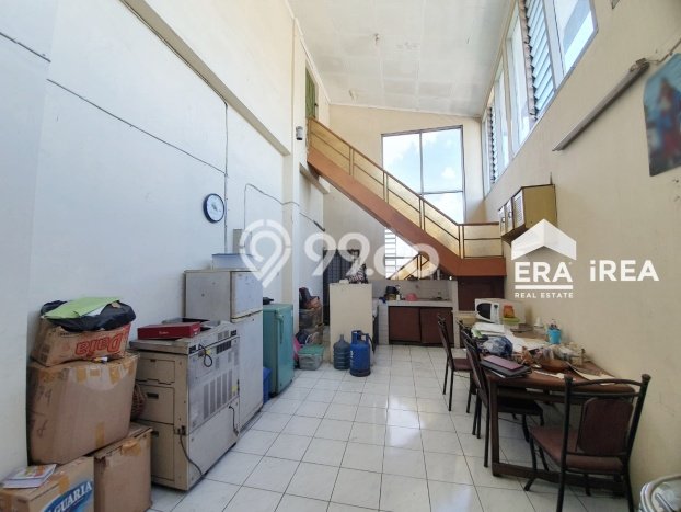 Unit Komersial Dijual di Jebres Surakarta Luas Bangunan 1500m2 Unit Komersial Dijual di Jebres Surakarta Luas Bangunan 1500m2