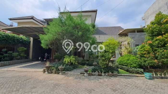 Jual Rumah Luas Elegan Dengan View Cantik di Gentan, Sukoharjo Jual Rumah Luas Elegan Dengan View Cantik di Gentan, Sukoharjo