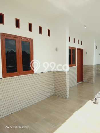 Dijual Kost di Banyuanyar, Solo, 10 KT, 10 KM, Luas 290m2 Dijual Kost di Banyuanyar, Solo, 10 KT, 10 KM, Luas 290m2