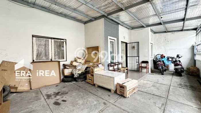 Dijual Cepat Rumah Favorit Siap Huni LB 125m2 di Colomadu, Karanganyar Dijual Cepat Rumah Favorit Siap Huni LB 125m2 di Colomadu, Karanganyar