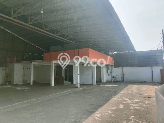 LOKASI BISNIS! Komersial For Rent di Cakung, Luas 500m², Area Strategis LOKASI BISNIS! Komersial For Rent di Cakung, Luas 500m², Area Strategis