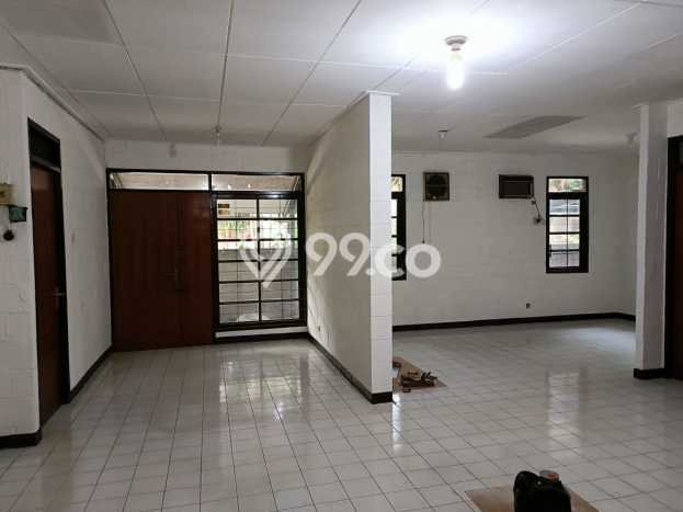 Rumah Modern 4 KT di Pondok Gede Bekasi Semi Furnished Rumah Modern 4 KT di Pondok Gede Bekasi Semi Furnished