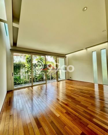 Ready to Use! Premium House LT 1500m2 Desain Elegan di Kemang Ready to Use! Premium House LT 1500m2 Desain Elegan di Kemang