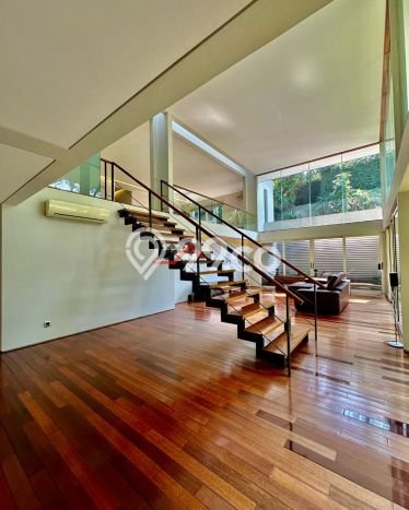 Ready to Use! Premium House LT 1500m2 Desain Elegan di Kemang Ready to Use! Premium House LT 1500m2 Desain Elegan di Kemang