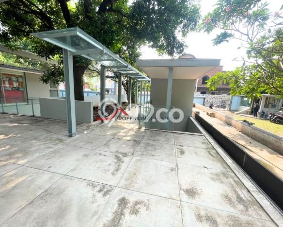 Komersial Bagus Dijual LB 1100m2 Lokasi Strategis Jakarta Selatan Area Cocok untuk Bisnis Komersial Bagus Dijual LB 1100m2 Lokasi Strategis Jakarta Selatan Area Cocok untuk Bisnis