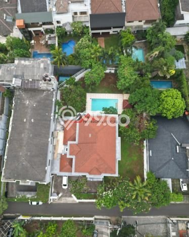 Rumah Elit LB 600m2 Siap Huni Desain Elegan di Kemang, Jakarta Selatan Rumah Elit LB 600m2 Siap Huni Desain Elegan di Kemang, Jakarta Selatan